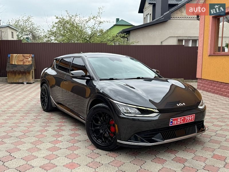 Внедорожник / Кроссовер Kia EV6 2022 в Ровно