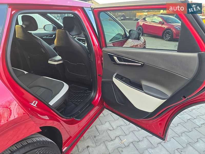 Внедорожник / Кроссовер Kia EV6 2023 в Костополе