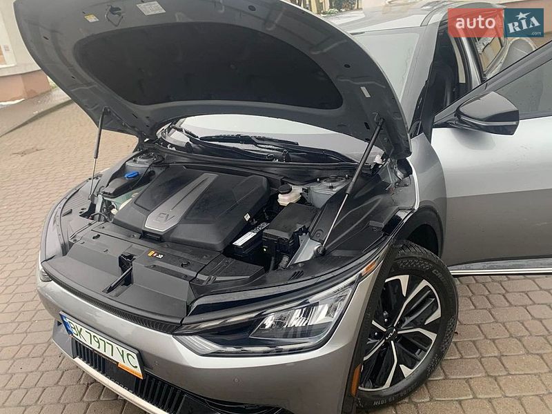 Внедорожник / Кроссовер Kia EV6 2022 в Ивано-Франковске