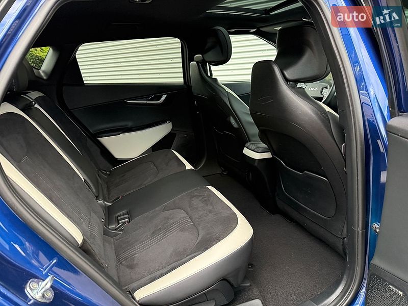 Позашляховик / Кросовер Kia EV6 2022 в Рівному
