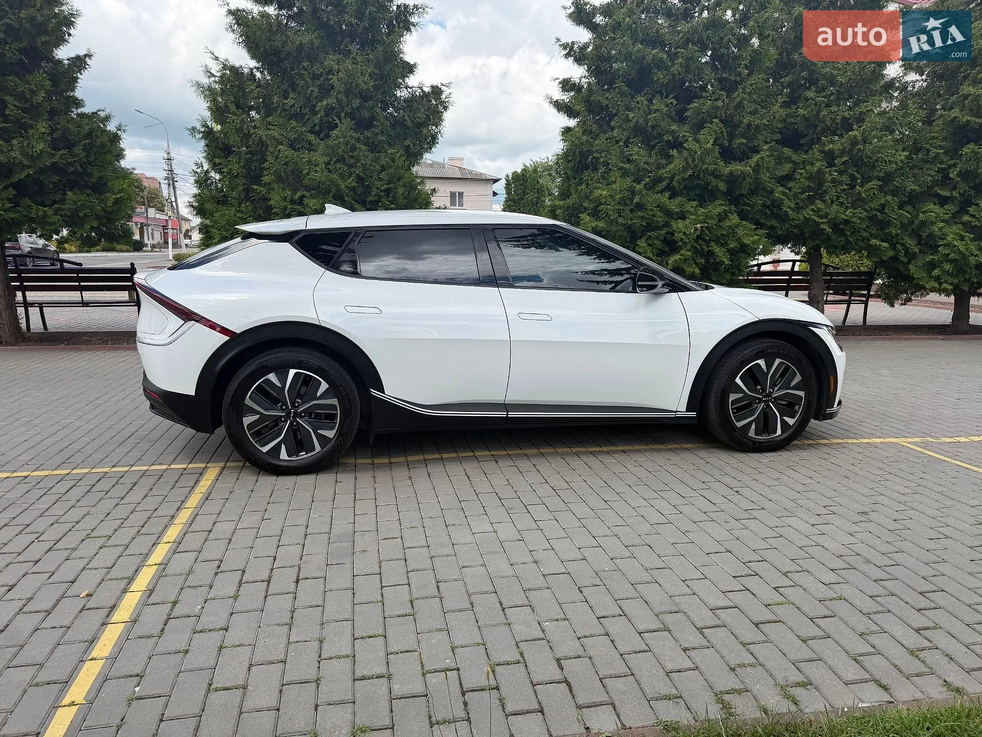 2022 Kia EV6 - мініатюра 6