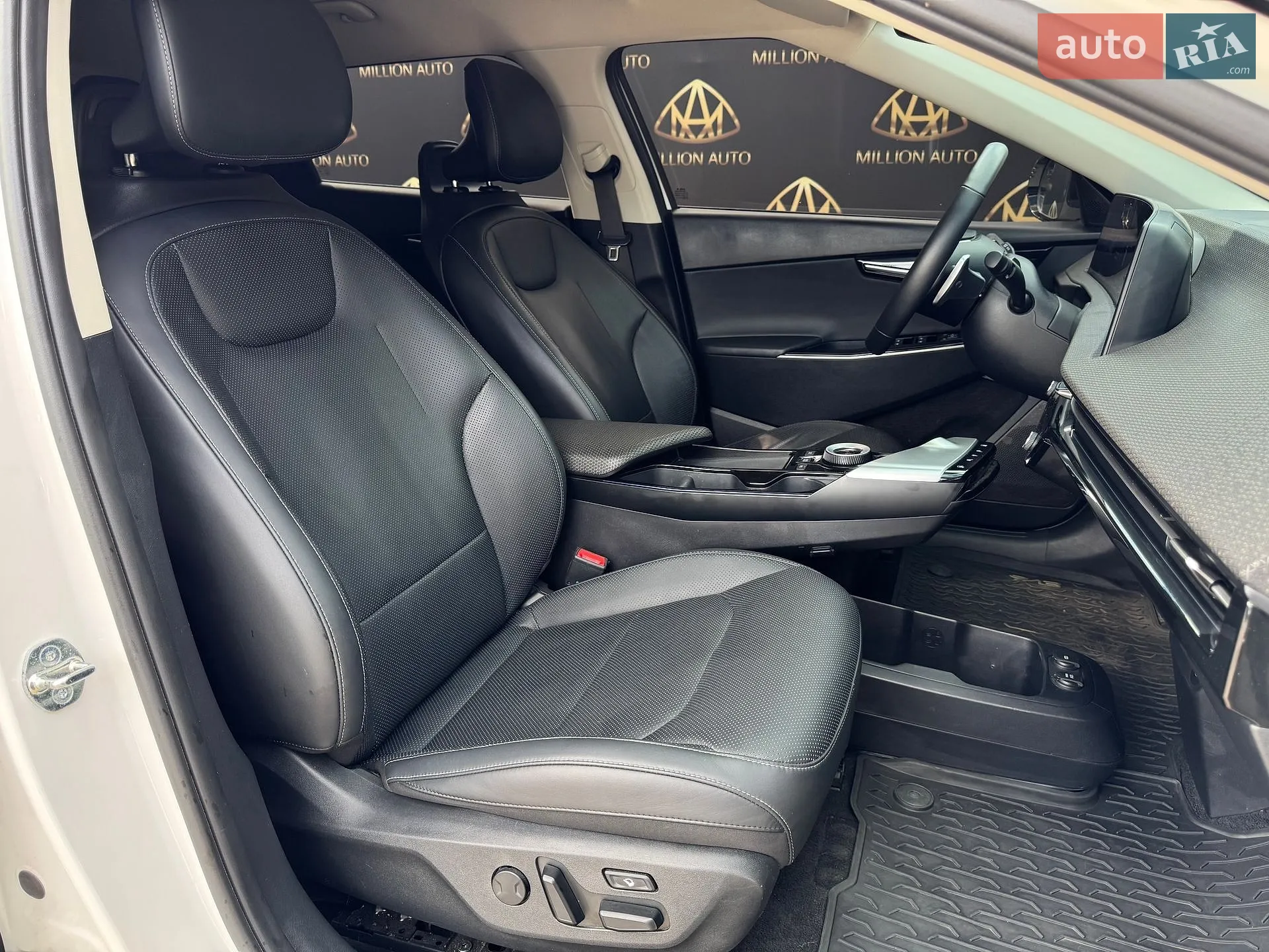 2023 Kia EV6 - мініатюра 14
