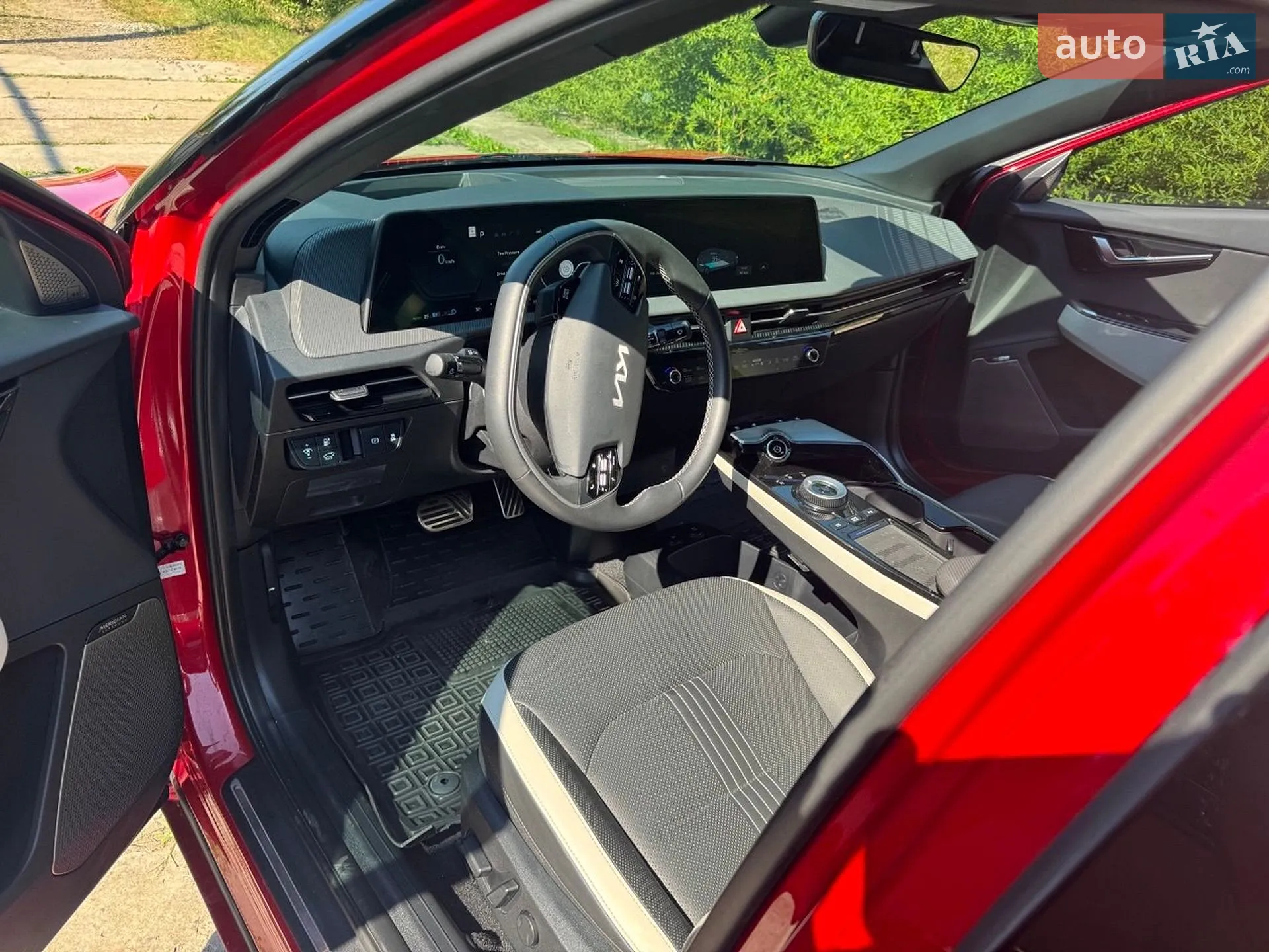 2022 Kia EV6 - мініатюра 8