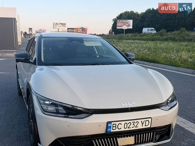 Kia EV6, фото з оголошення