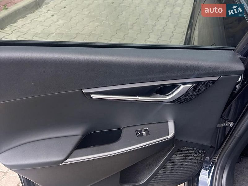 Внедорожник / Кроссовер Kia EV6 2023 в Луцке