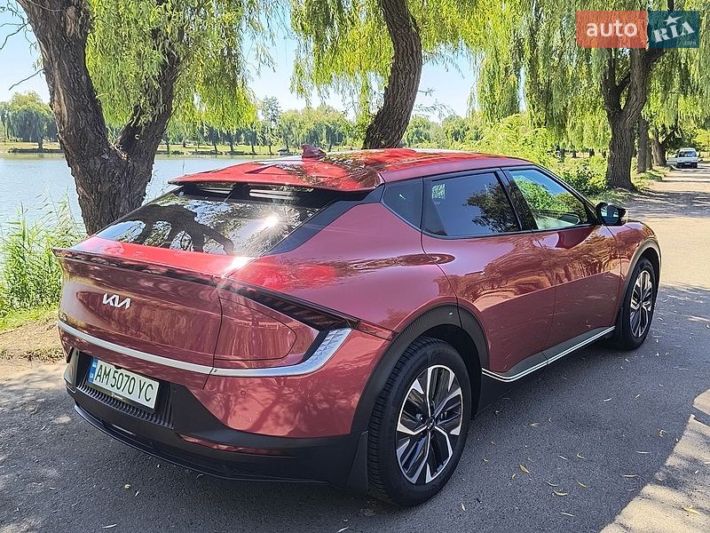 Позашляховик / Кросовер Kia EV6 2023 в Рівному