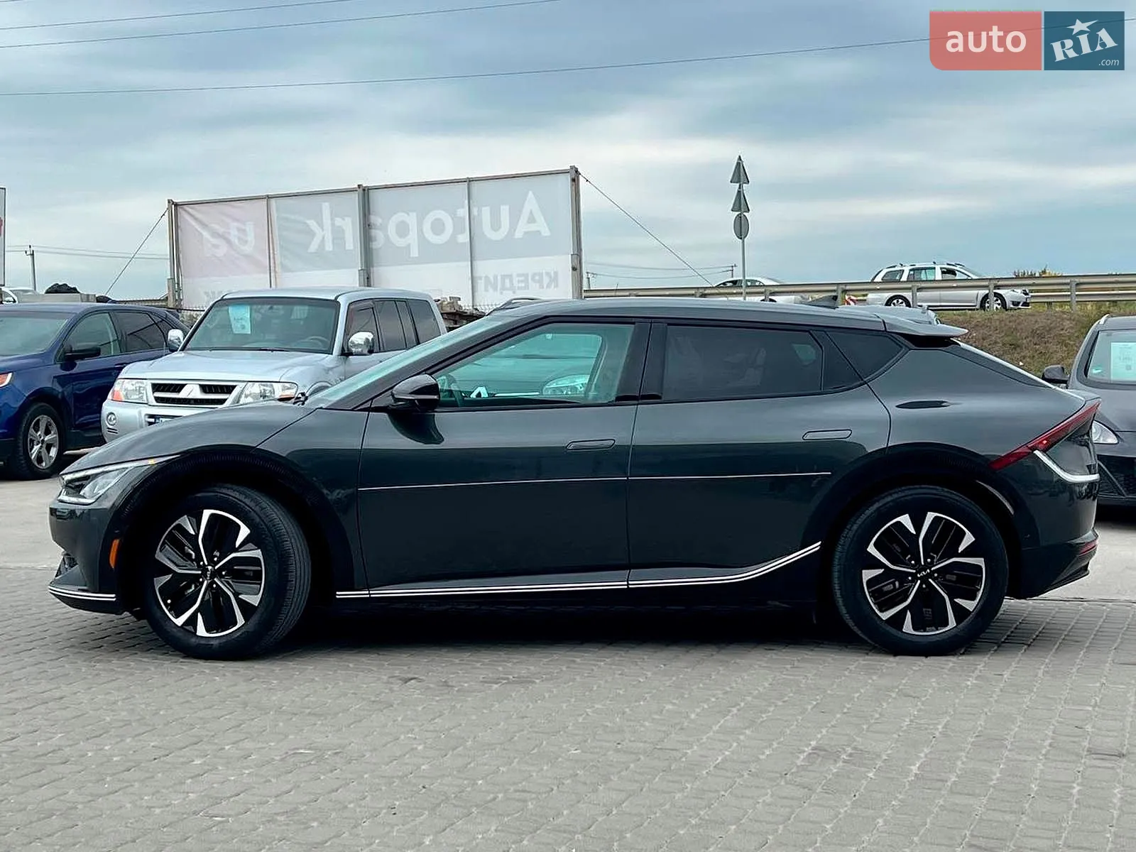 2022 Kia EV6 - мініатюра 5