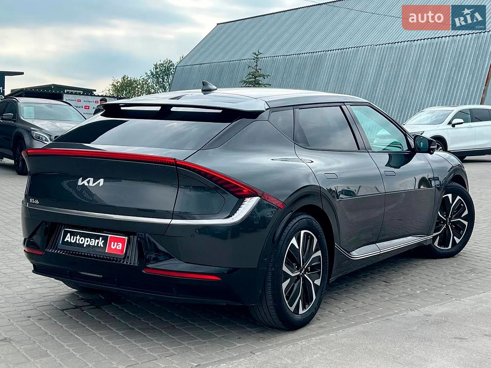 2022 Kia EV6 - мініатюра 9