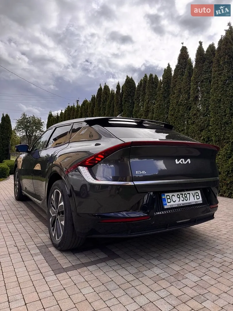 2022 Kia EV6 - мініатюра 4