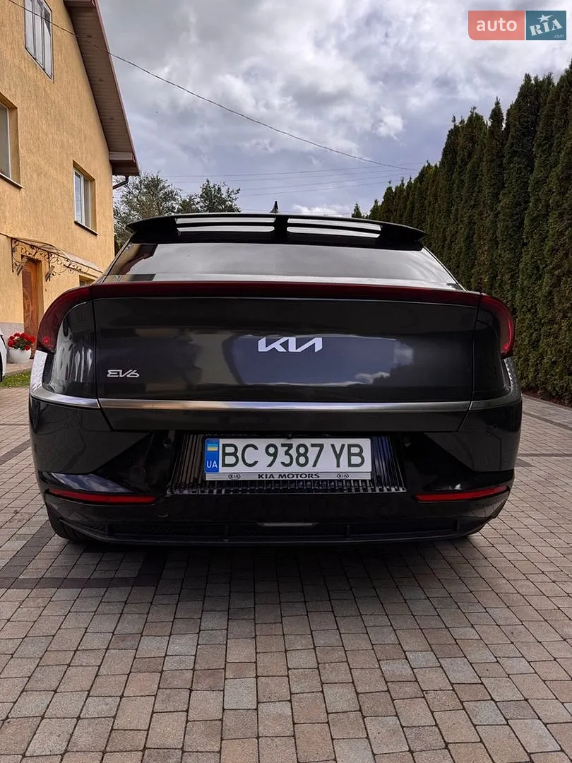 2022 Kia EV6 - мініатюра 8