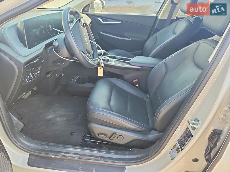 Внедорожник / Кроссовер Kia EV6 2024 в Львове фото 7 Внедорожник / Кроссовер Kia EV6 2024 в Львове