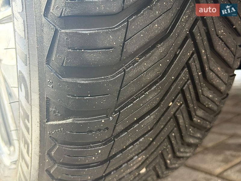 Внедорожник / Кроссовер Kia EV6 2023 в Ровно фото 9 Внедорожник / Кроссовер Kia EV6 2023 в Ровно