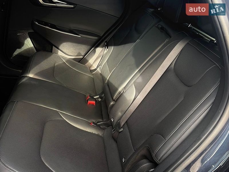 Внедорожник / Кроссовер Kia EV6 2023 в Ровно фото 21 Внедорожник / Кроссовер Kia EV6 2023 в Ровно