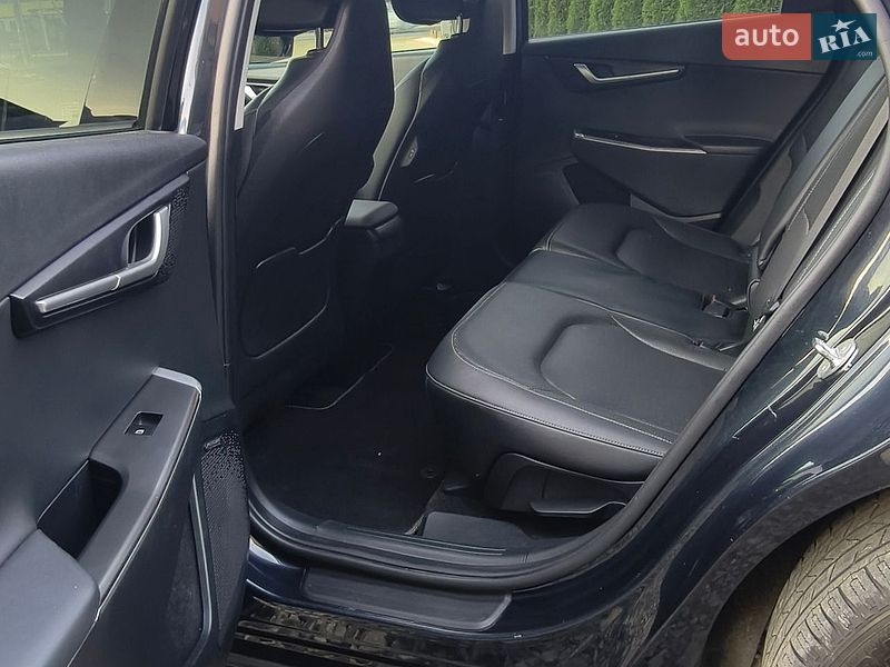 Позашляховик / Кросовер Kia EV6 2023 в Луцьку