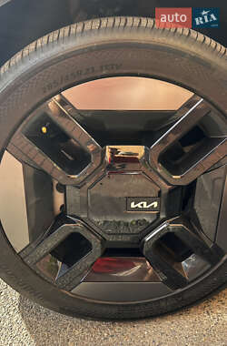 Внедорожник / Кроссовер Kia EV9 2023 в Киеве