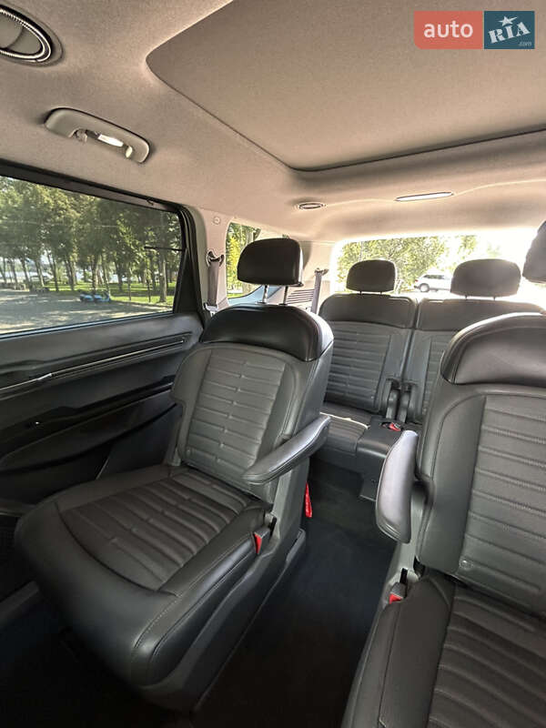 Внедорожник / Кроссовер Kia EV9 2024 в Киеве