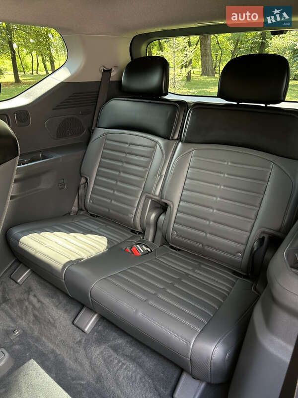 Внедорожник / Кроссовер Kia EV9 2024 в Киеве