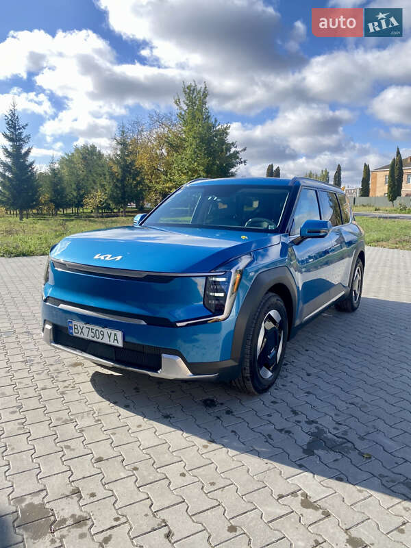 Внедорожник / Кроссовер Kia EV9 2023 в Хмельницком