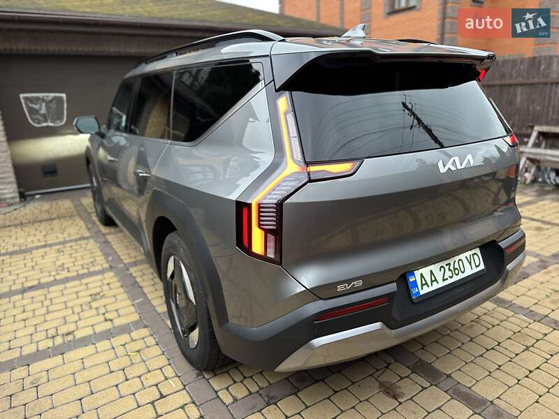 Позашляховик / Кросовер Kia EV9 2023 в Києві