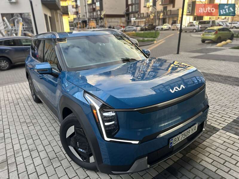 Внедорожник / Кроссовер Kia EV9 2023 в Хмельницком