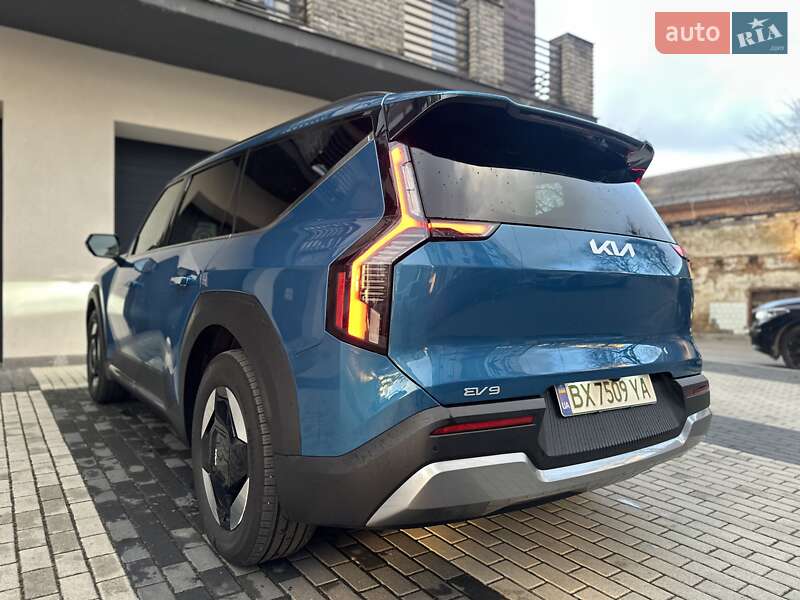 Внедорожник / Кроссовер Kia EV9 2023 в Хмельницком