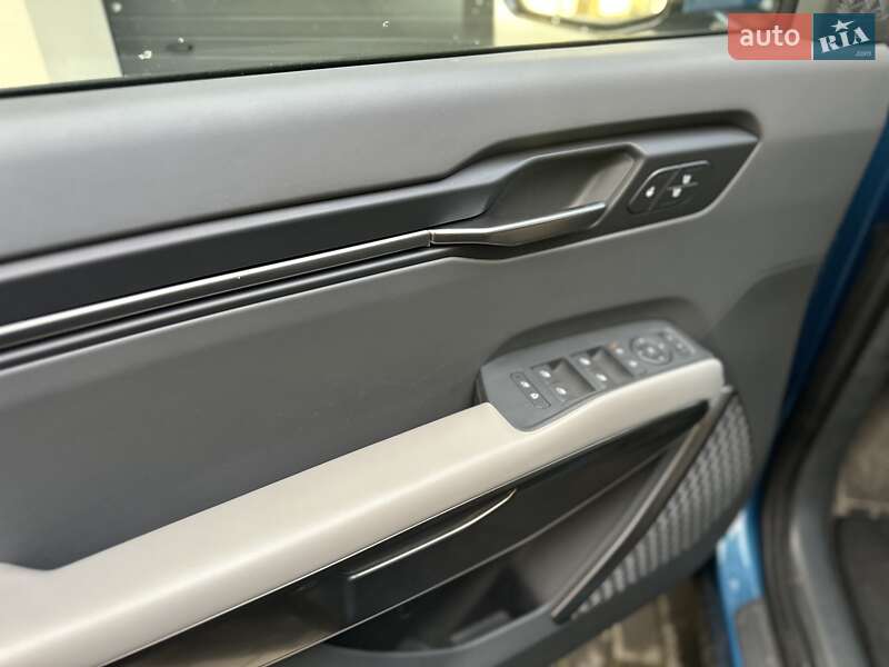 Внедорожник / Кроссовер Kia EV9 2023 в Хмельницком