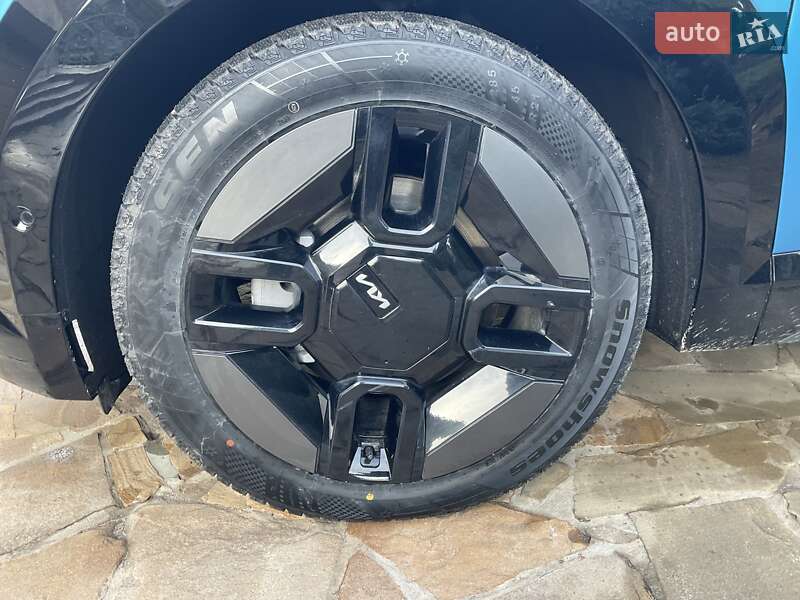 Позашляховик / Кросовер Kia EV9 2024 в Рівному