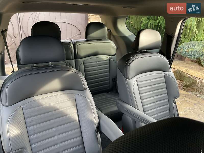 Позашляховик / Кросовер Kia EV9 2024 в Рівному