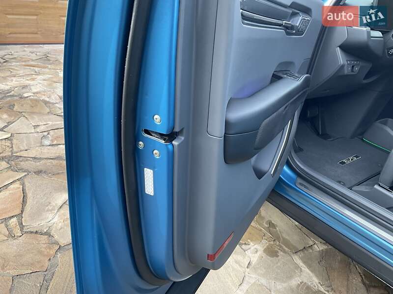 Позашляховик / Кросовер Kia EV9 2024 в Рівному