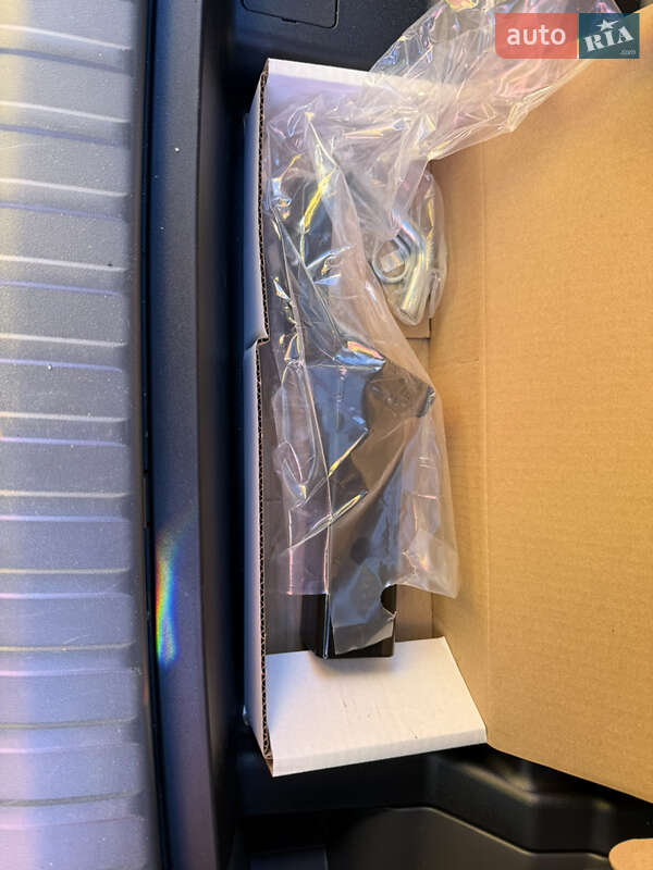 Позашляховик / Кросовер Kia EV9 2024 в Кривому Озері