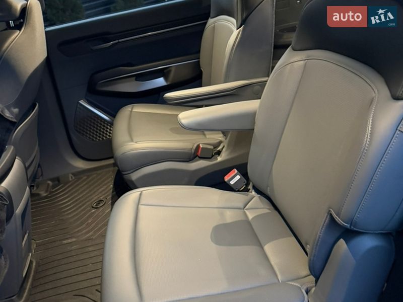 Позашляховик / Кросовер Kia EV9 2023 в Івано-Франківську