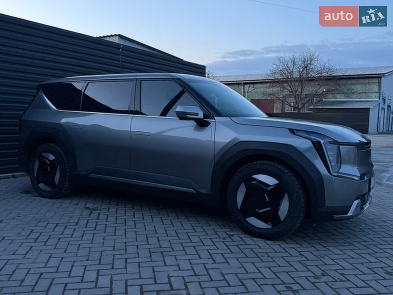 Позашляховик / Кросовер Kia EV9 2023 в Івано-Франківську