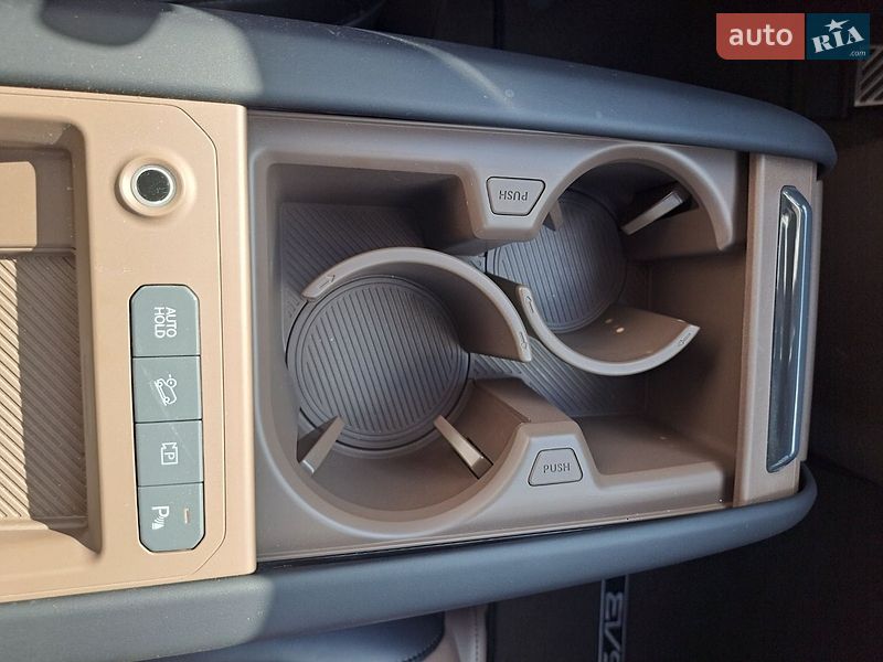 Kia EV9, фото з оголошення