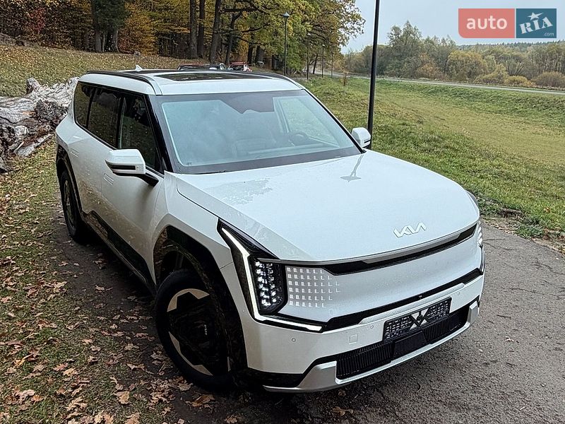 Позашляховик / Кросовер Kia EV9 2025 в Бориславі