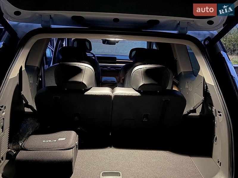 Позашляховик / Кросовер Kia EV9 2025 в Бориславі