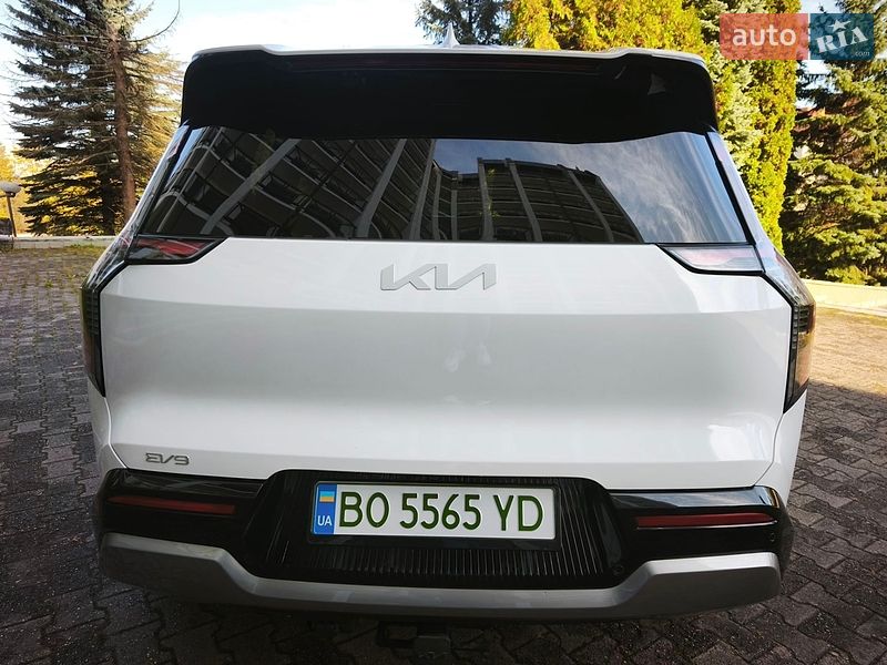 Позашляховик / Кросовер Kia EV9 2024 в Трускавці