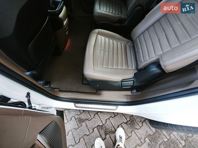 Позашляховик / Кросовер Kia EV9 2024 в Трускавці