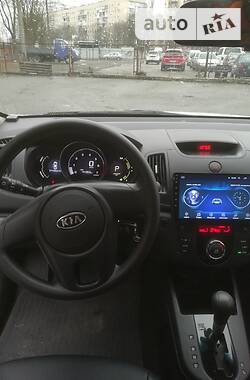 Седан Kia Forte 2012 в Киеве