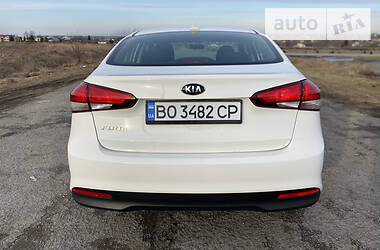 Седан Kia Forte 2018 в Тернополе