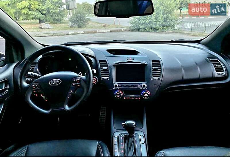 Седан Kia Forte 2016 в Николаеве