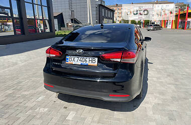 Седан Kia Forte 2017 в Шепетовке