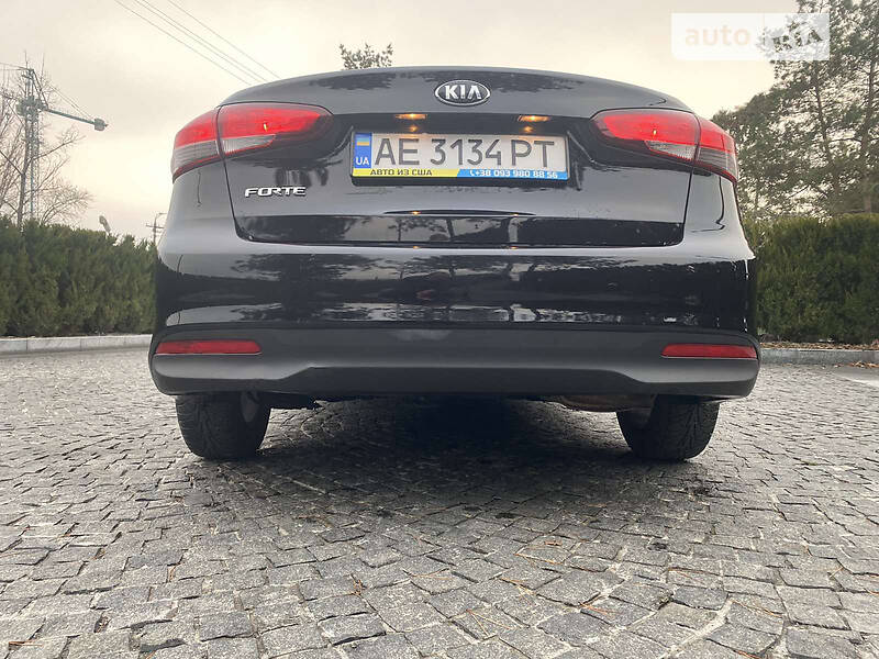 Седан Kia Forte 2017 в Днепре