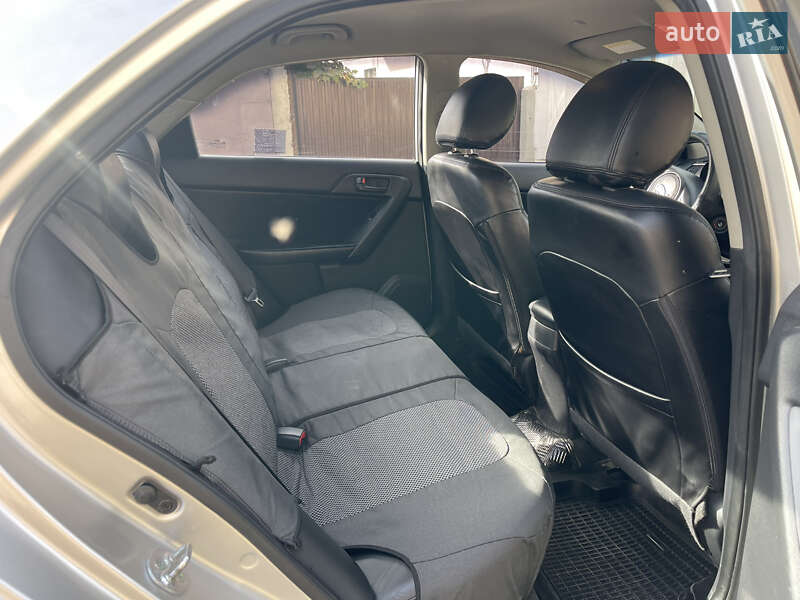 Седан Kia Forte 2010 в Черновцах