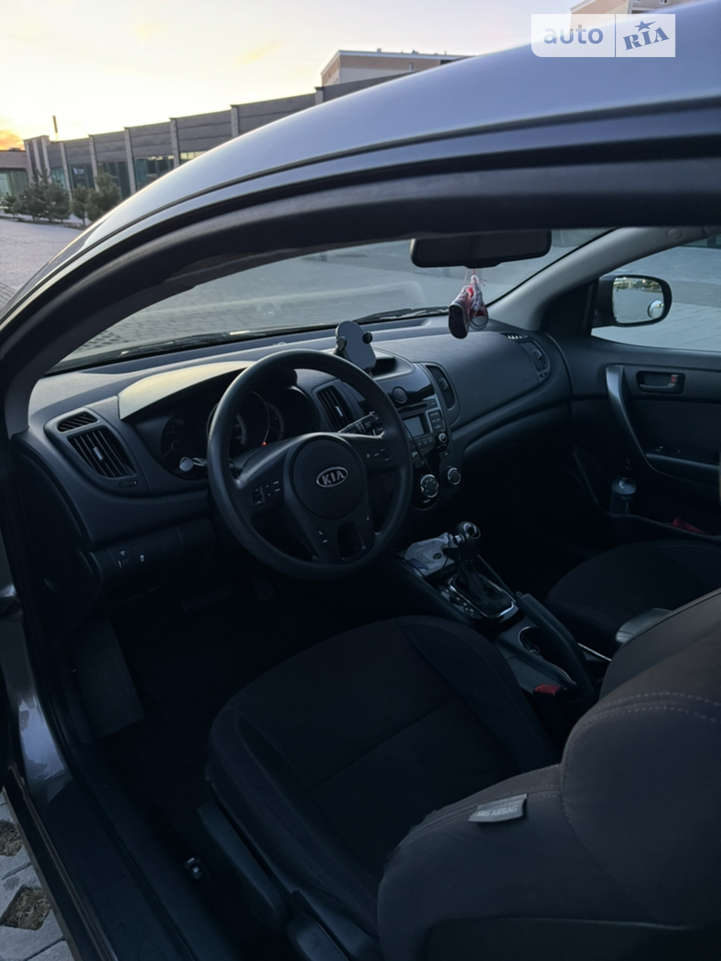 2010 Kia Forte - мініатюра 28