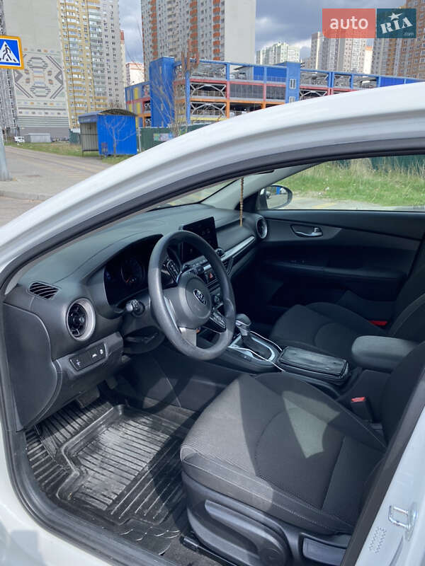 Седан Kia Forte 2019 в Києві фото 6 Седан Kia Forte 2019 в Києві