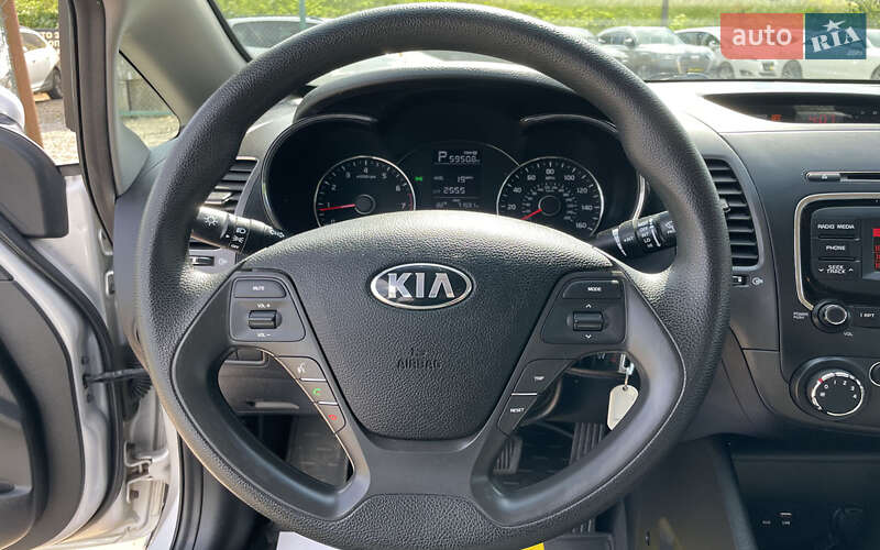 Седан Kia Forte 2017 в Стрые