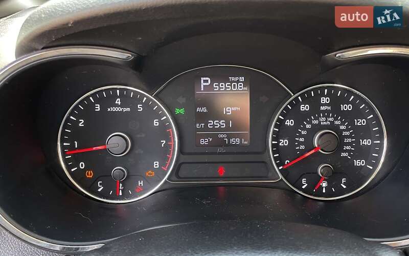 Седан Kia Forte 2017 в Стрые