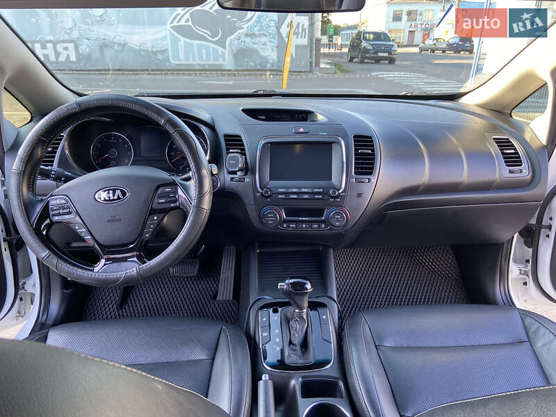Седан Kia Forte 2016 в Житомире