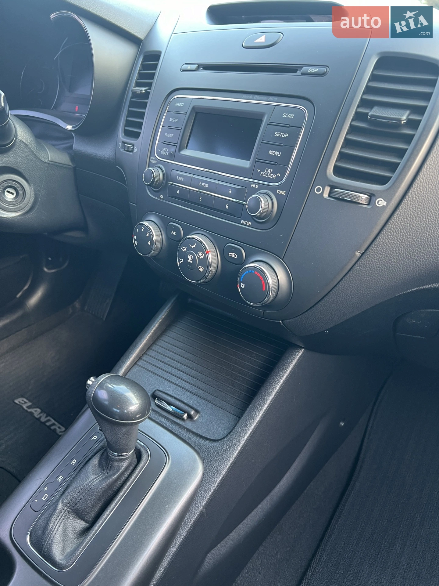 2015 Kia Forte - мініатюра 2