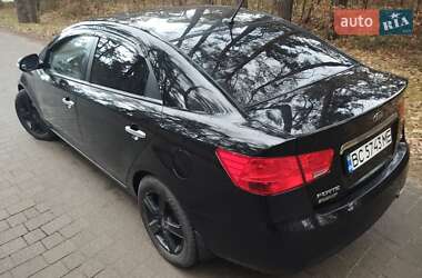 Седан Kia Forte 2009 в Львові